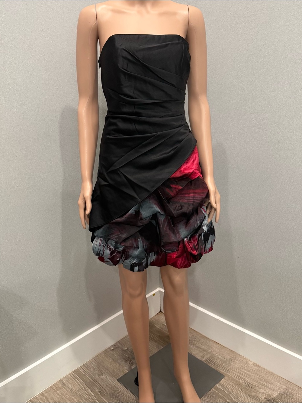Jump Apparel Strapless Black Red Floral Ruched Cocktail Party Dress Size 5/6